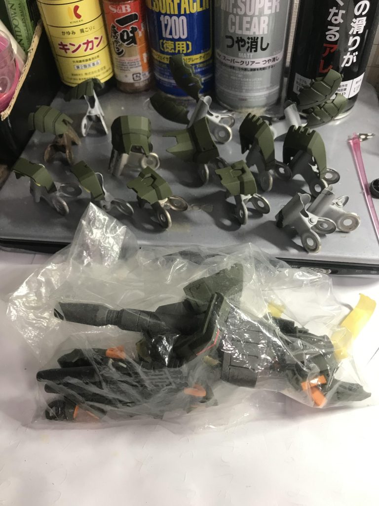 自宅新築前にスミ入れまでしていたモノをあらためてツヤ消しトップコート仕上げをしました。まー