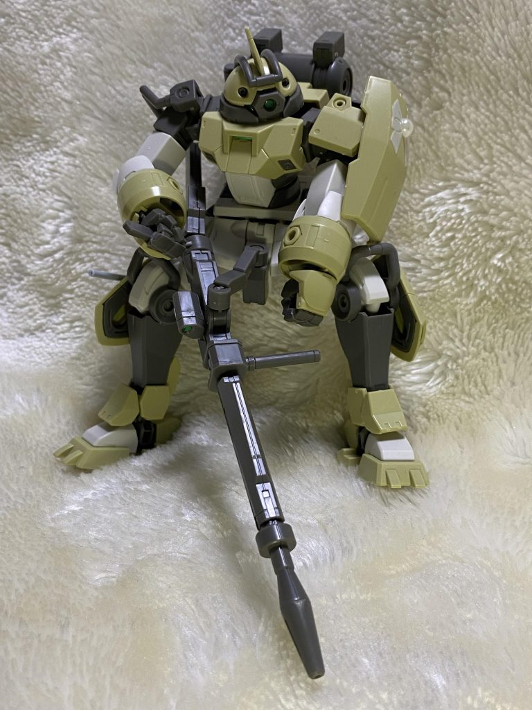 正面のデミトレーナーです。後ろのホース取れてますね・・・