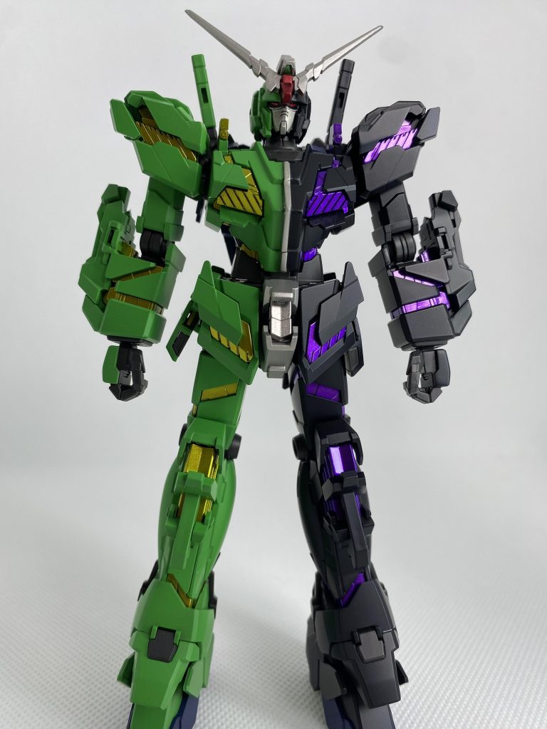 ユニコーンガンダムW–4枚目/制作者：mt.kuro