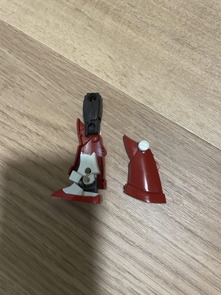 アンクルガードの切れ端は丸モールドとして再利用してます🤤