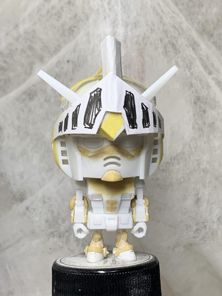 初期の工作はイメージを掴むため厚紙でざっくり制作。