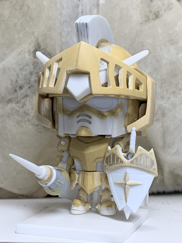 おでこの格子状のパーツは上下可動するようにしましたが塗装が剥がれそうなので塗ってからは動かしていません(笑)