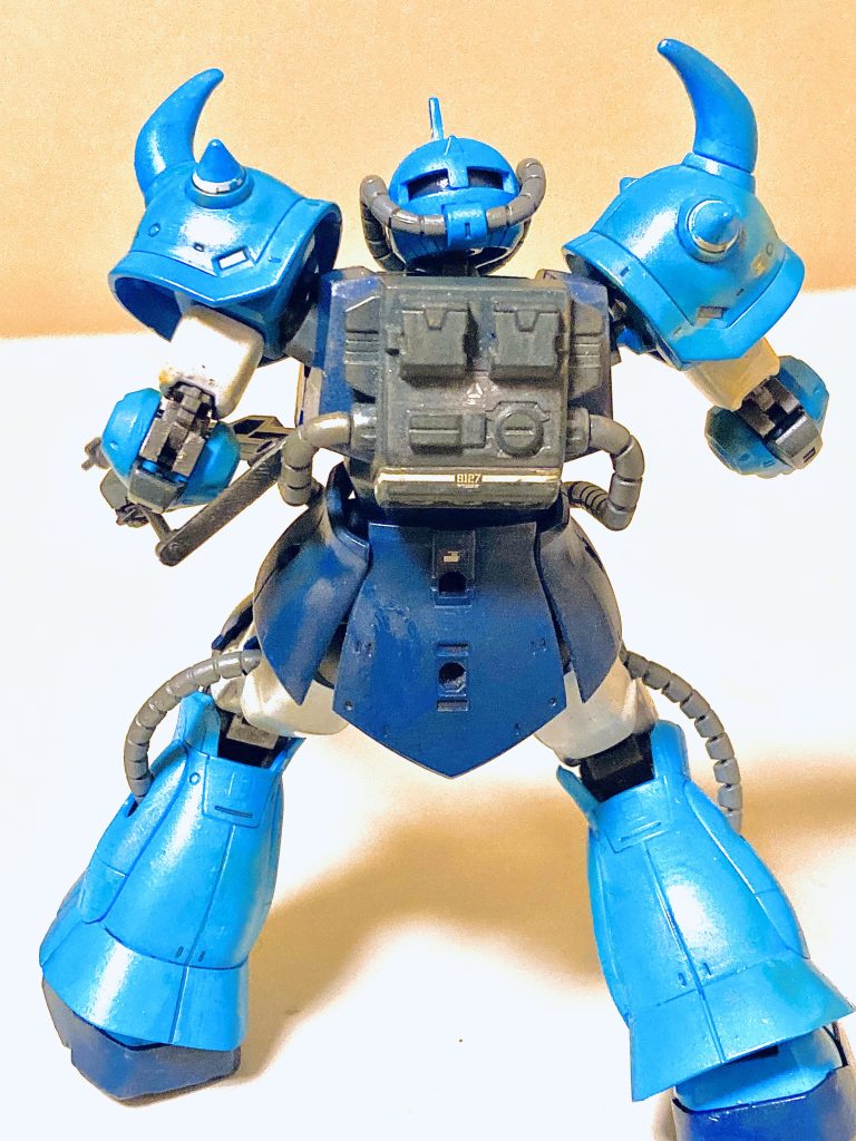 バックショット! 脚部の作りなどは本当に秀逸なモデルだと思います。パーティングラインなどは出ない構造になっています。