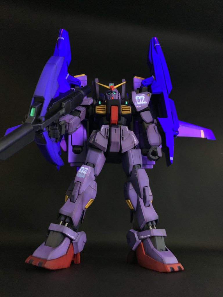 ご覧の通り、白が白じゃないのよ。多分、シンロイヒのマジックルミノペイントを希釈し過ぎたのが原因だったと思います。