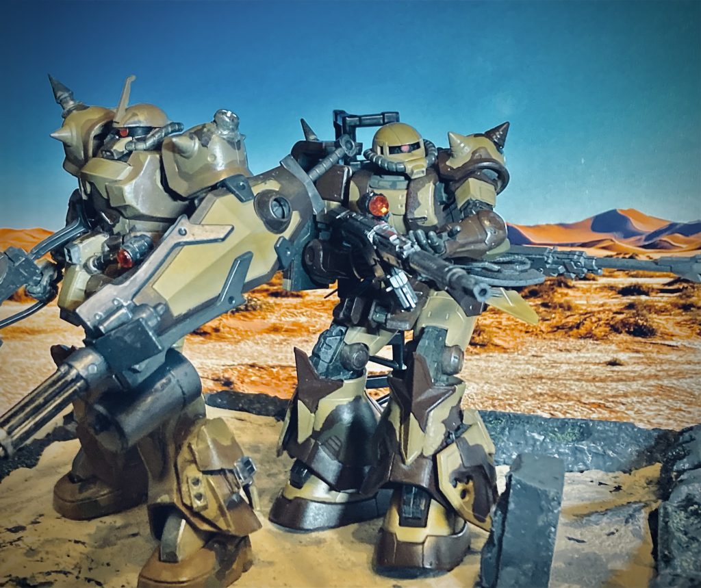 エグバ機の脚部ブースターのシールドはもう少し、大きく作成のが良かったかも？100均のプラスプーンをカットして使用しています。