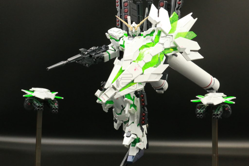 フルアーマー・ユニコーンガンダム(デストロイモード)Ver.GFT–4枚目/制作者：落葉