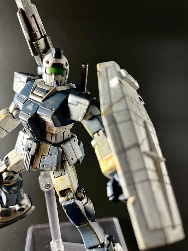 スジボリもなるだけ必要そうなところにイン塗り分けも気をつけていきました！