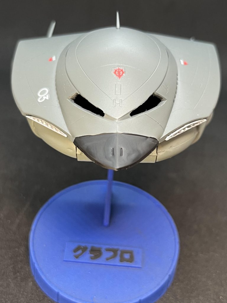 台座は海をイメージして青にしたけど、もうちょいやりおうがあった気がする...