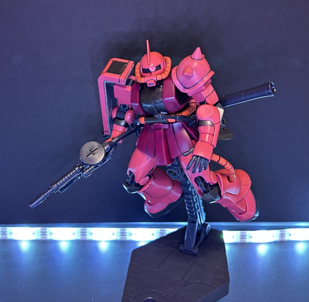 HGCEシャア専用ザクⅡ–2枚目/制作者：ペーぺーモデラー