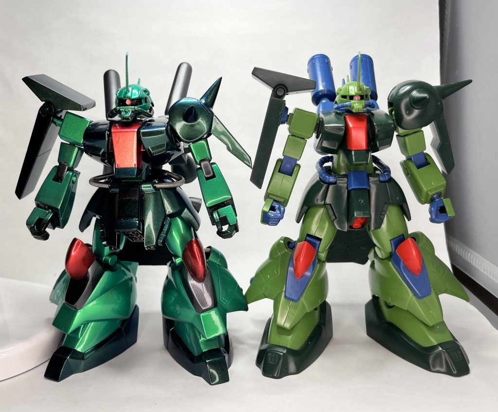 HGUCとの比較です。こっちはこっちで単体で見ればかっこいいとは思うのですが、やはり自分は劇中や設定画のような若干デブ寄りなスタイルのザクⅢ改が欲しかった為、旧キットをメインに作りました。(最初はこれとニコイチにすることも考えましたが、見ての通りパーツの大きさだけでなく、細部もかなり異なるため、単純なニコイチでは作れなさそうと判断し、ガレージキットの改造パーツを使わせて頂きました😅)