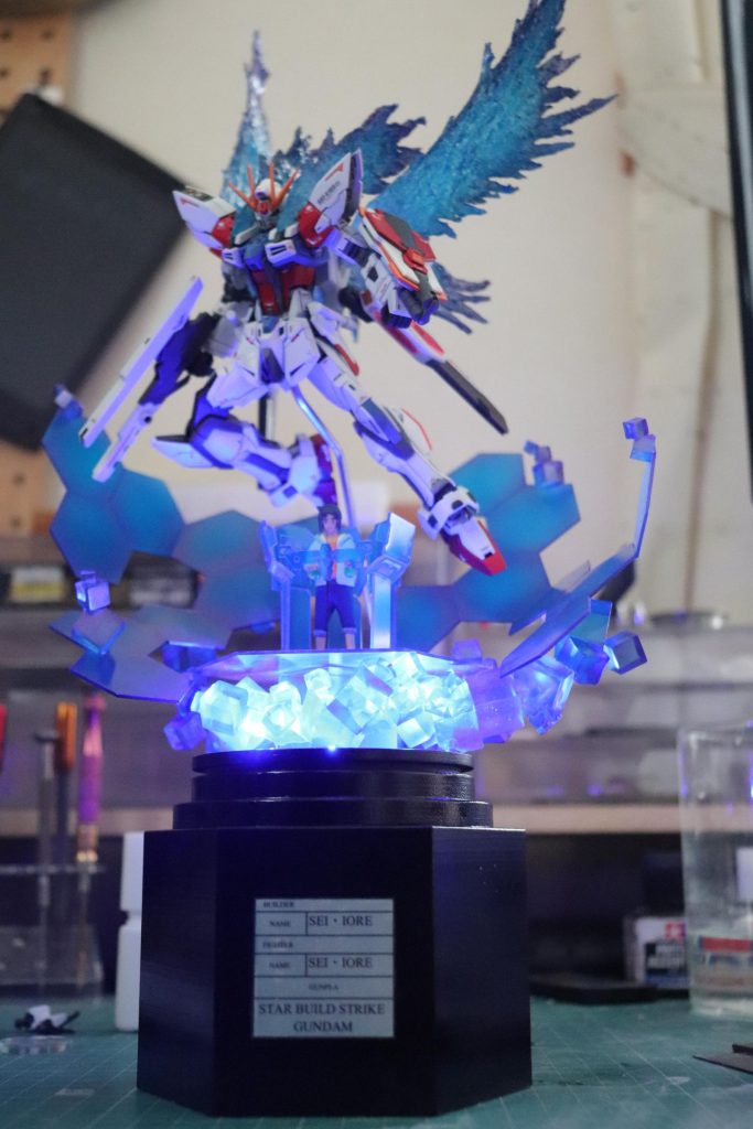 今回制作していてやっぱりガンプラは自由に表現できるいいジャンルだと再認識できました。今年はこんな感じの作風を作っていく予定なので投稿頻度がかなり落ちると思いますが何卒よろしくお願いします🙇