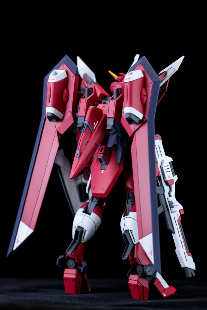 どうしても丸く大きくて気に入らなかったバックパックをシルエットフライヤーに変更