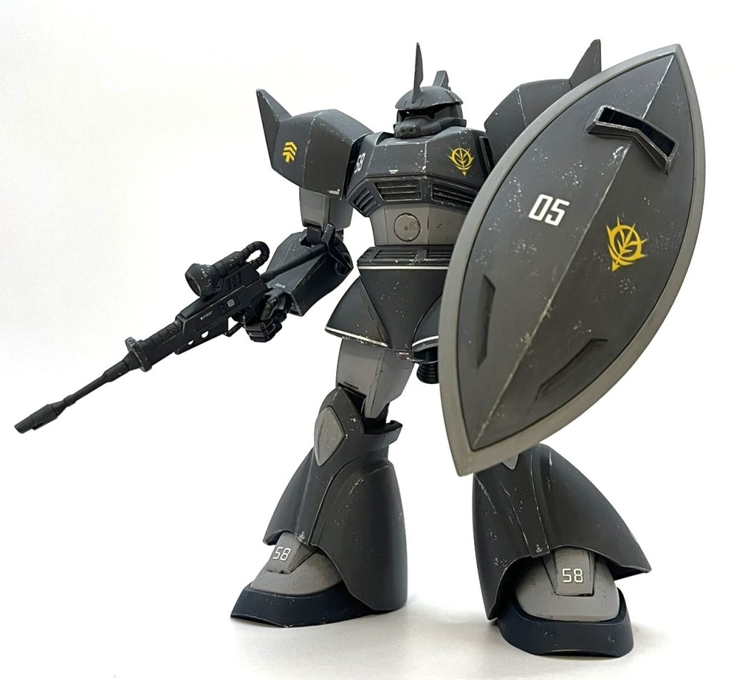 勿論通常のゲルググに変身も可能です。まあこのカラーリングの素ゲルは設定上存在しないと思いますが。