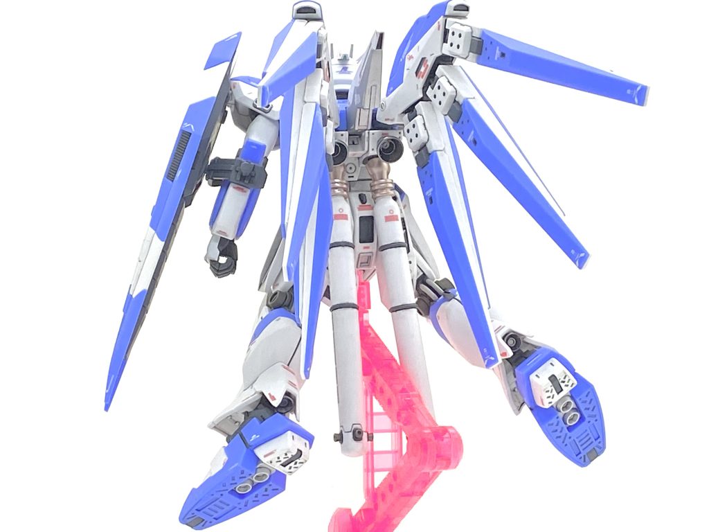 足裏など見えない箇所もキチンと塗分けています。