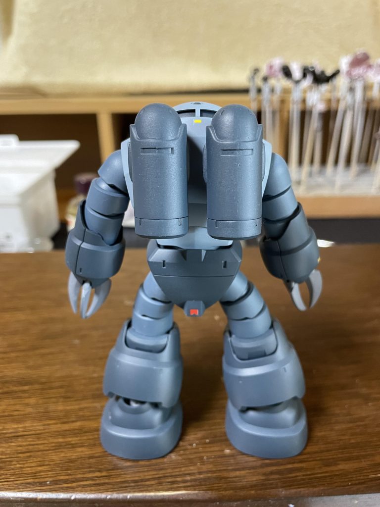 塗装はブラック、グレー、ブルーからの調色で統一感のある塗り分けを目指しました。………もう少し明るめにすればよかったかも？