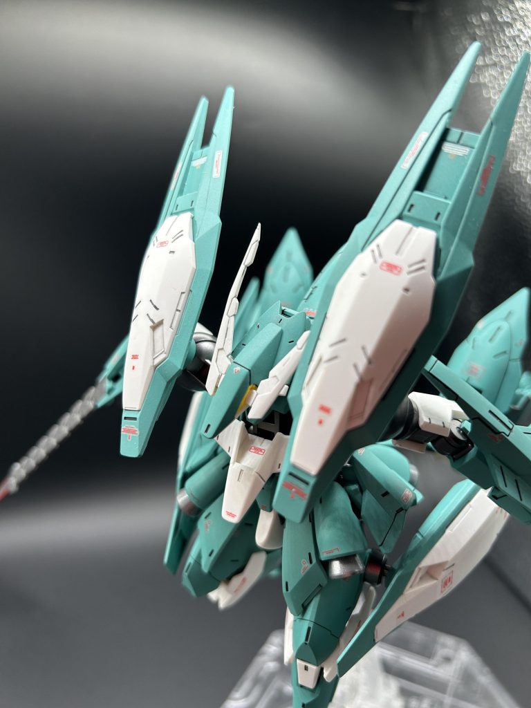 このポーズが個人的に一番好きです。