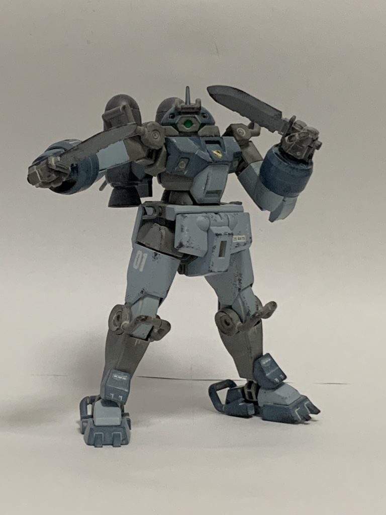 海上自衛隊使用チュチュ専用二体をベースに、海と空を作製。背部にはハイゴックから拝借したバックパックを装着し、水中でも活動できそうな感じに。