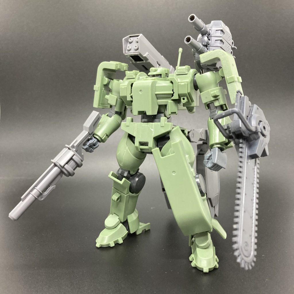 パチ組みで装備を考えてる状態。武装はACっぽくしようと色々思案していました。