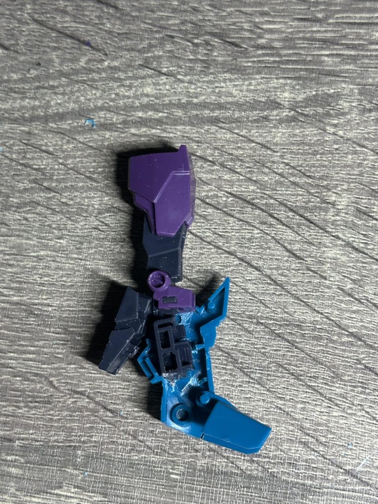 足の中身はこんな感じですかなり中身を削ることになりました