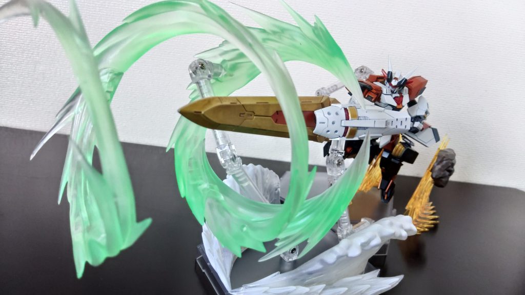 「STAB∞METEOR」槍の先端を回転させ竜巻を起こす技。