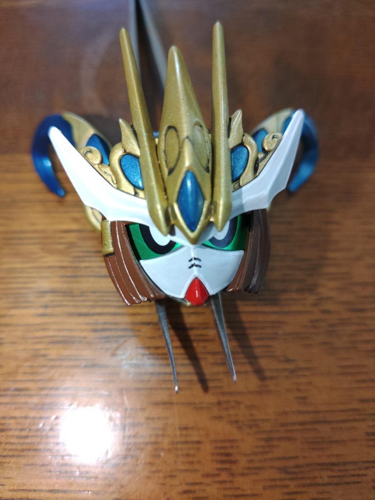 見え辛いけどマスク部と角の白部をシタデルカラー　ホワイトスカーで初のレイヤリングしてみました