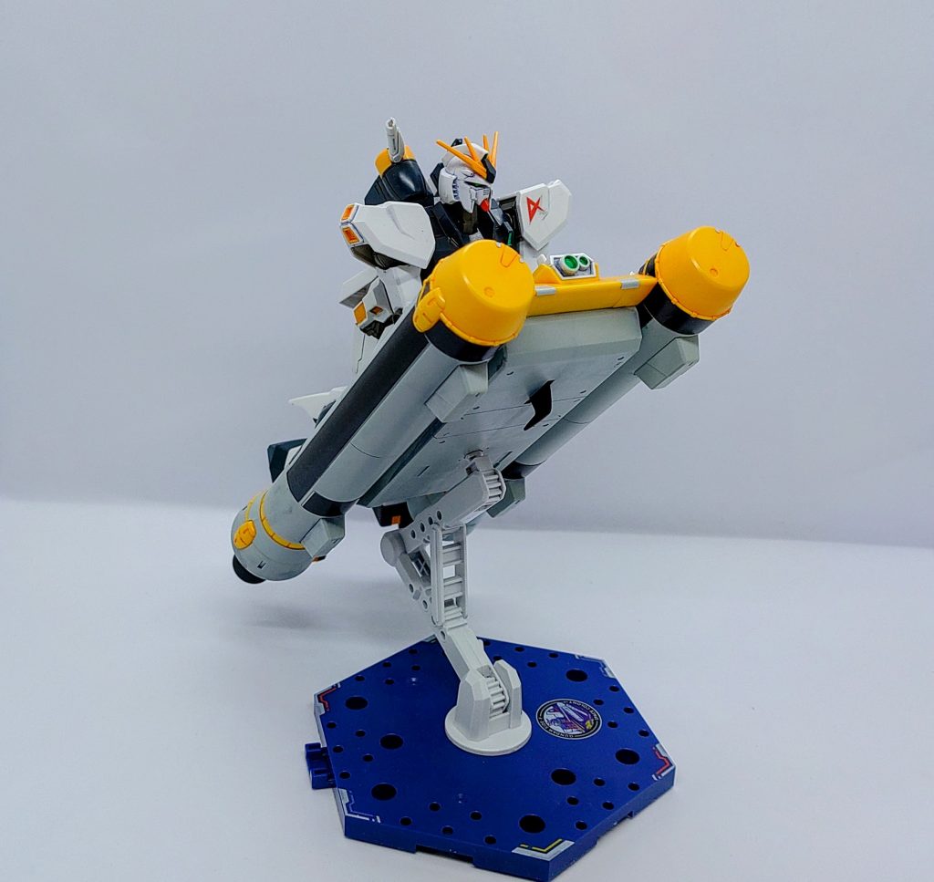 HG νガンダムを乗っけて1枚