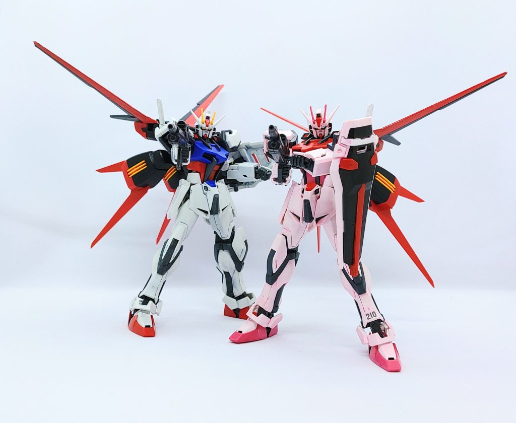 エールストライクと併せて1枚やはり並ぶと良いですな...