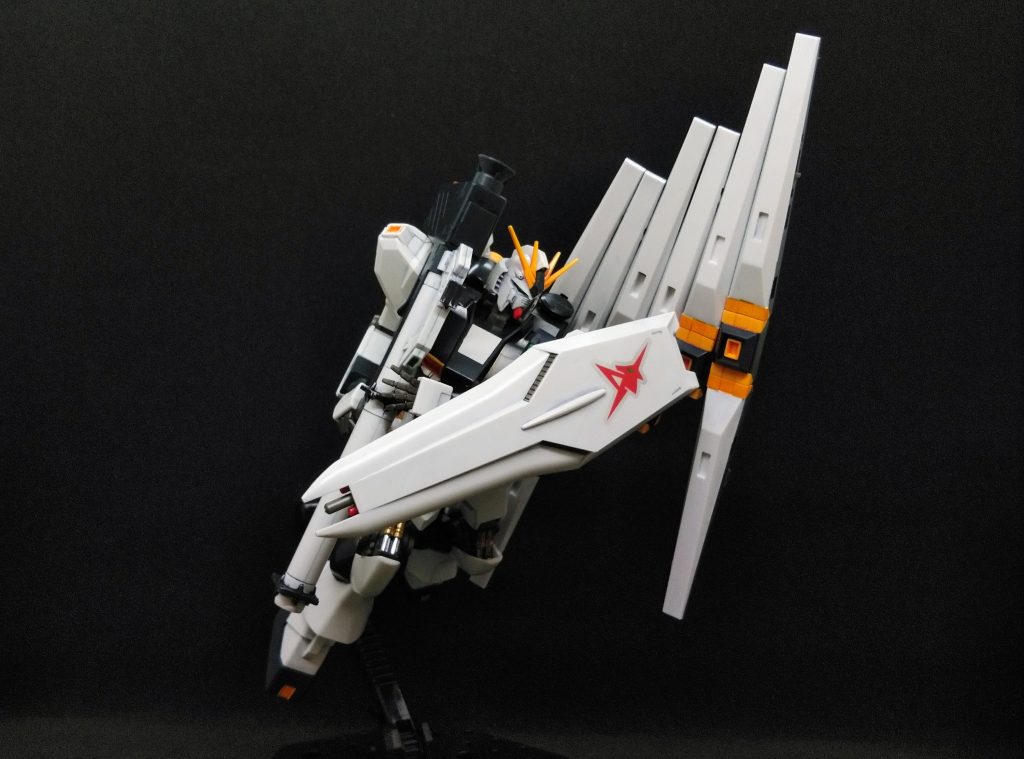 バズーカーを抱えた1枚も良きですね...