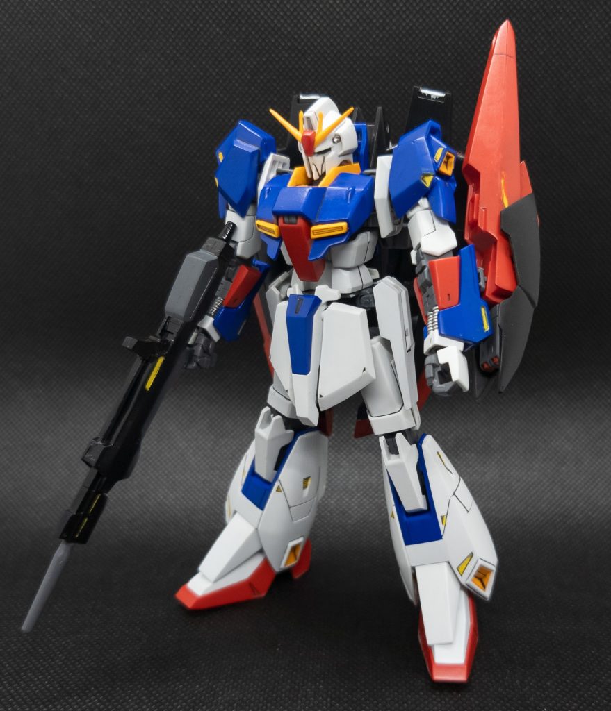 SEEDFREEDOMが公開されて、周りでガンダムブーム到来。その熱に当てられて久しぶりのガンプラ作成です。映画はまだ未視聴です。最初、SEED見返しながらストライクでも作ろうかと思いましたが、モチベ上がらず…。今年、最初の機体だし、自分の好きな物を作ろう!と思い、Zガンダムを選択しました。