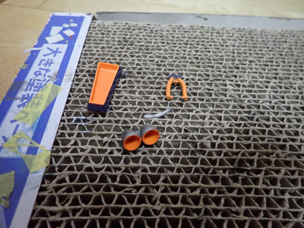 マスキングで塗分け