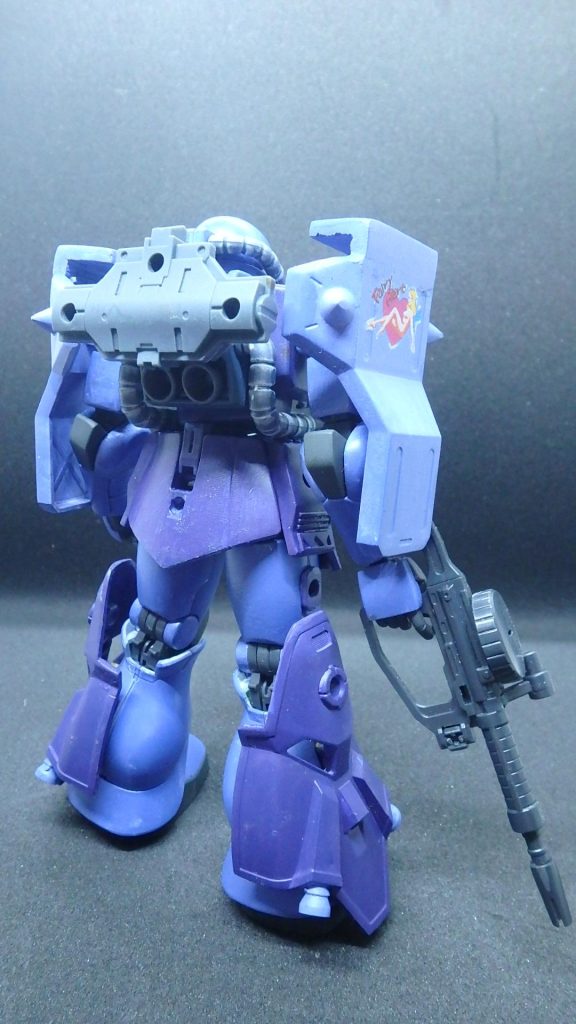 バックパックの拡張は30mmシリーズより。ノーズアートはお気に入りのフェアリー。