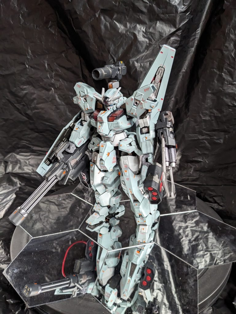 当初解体か破壊の案が出たのだが、そのどちらも行われることなく、なぜか学園に封印処理されたのち保管されることとなる。理由はそののちに起こったキャリバーンをはじめとしたガンドアーム搭載機の大量消失である。