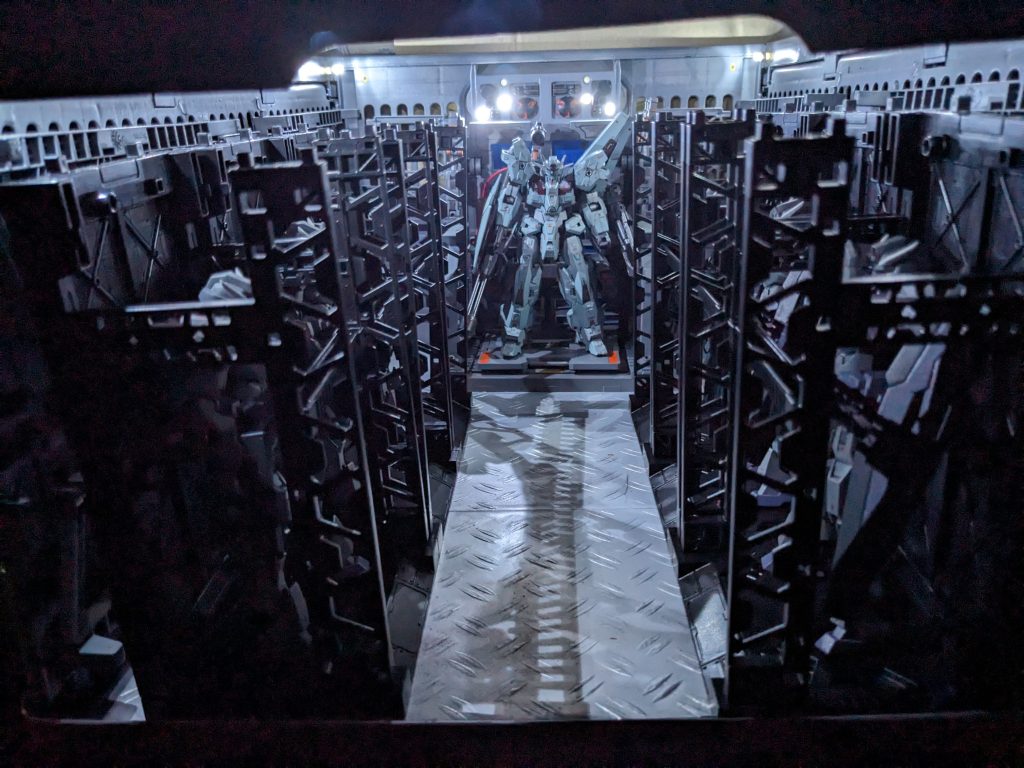 ただしそれは正確なところではなく、曰くアスティカシア高等専門学園の何処かに開ける事の出来ない秘密の部屋が存在し、そこには災厄が封印されている、