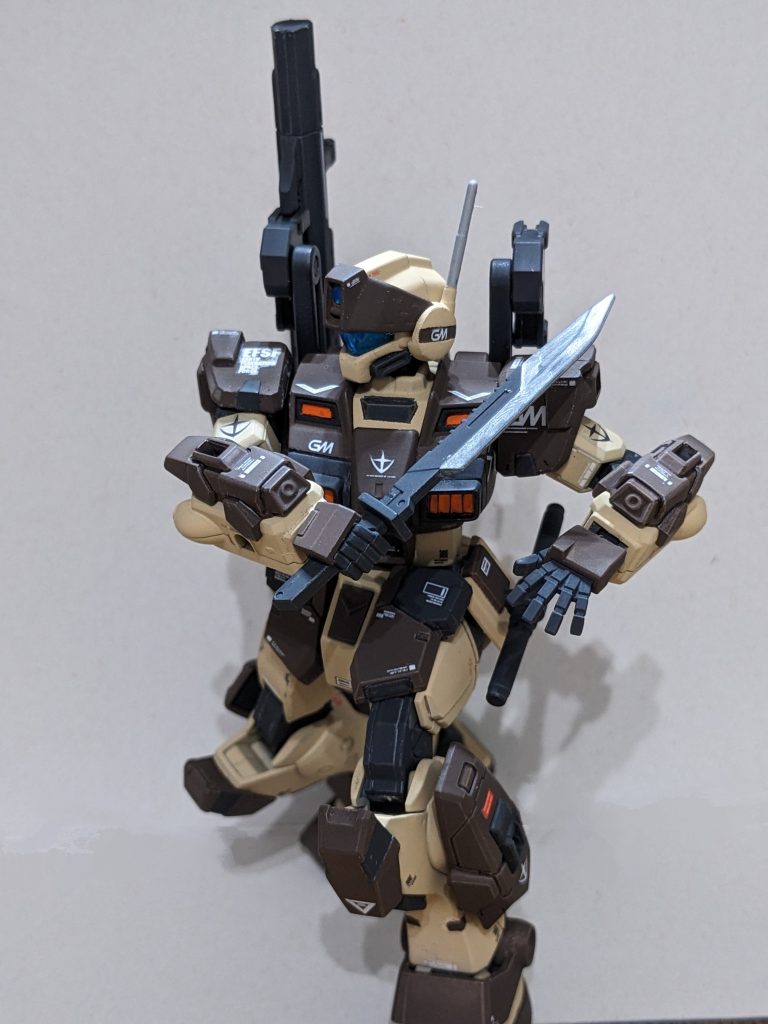 ジムスパルタン風ポーズ