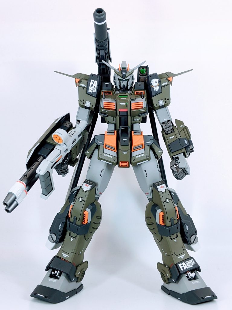 元のイメージを崩さない程度で、一部配色の変更を行っています。