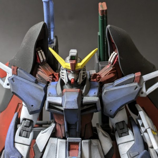 デスティニーガンダム