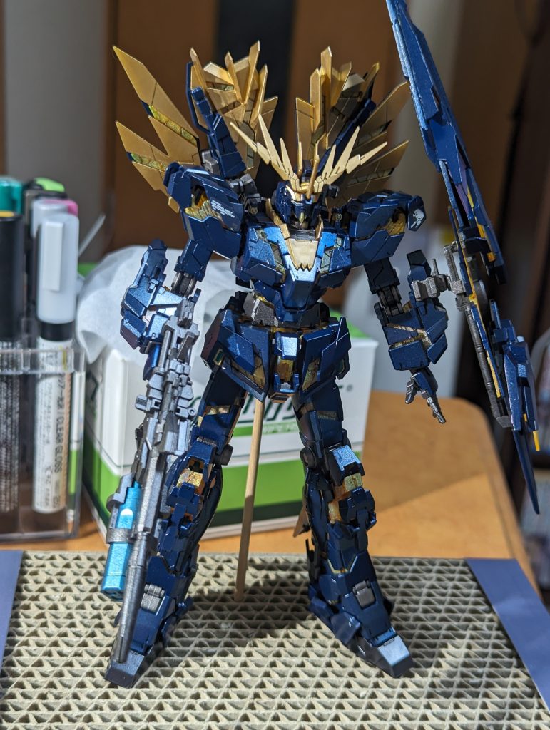 ていうか、組立むず過ぎ説明書ないと組めないですね。