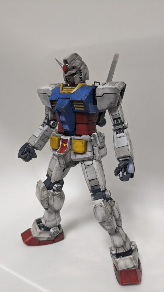 ガンダムを制作していて感じたこと…他の機体ももちろん素晴らしく、カッコいいけど』ガンダムって、なんというか…オーラが凄いと申しますか、芸術的美しさとカッコよさがあり、見とれてしまいました!ガンダムって凄いですね!