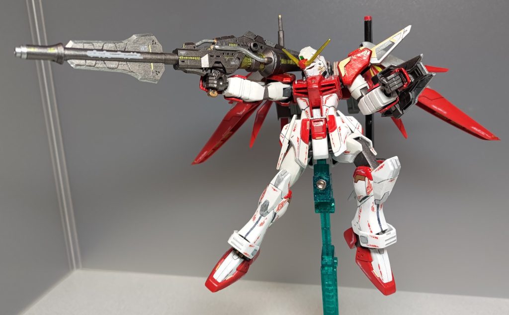 まずは定番のSEED撃ち！　デスティニーには長物が似合う・・・とは言え轟鬼雷砲は機体にマウントできないので、インパルスの各シルエットのように射出してもらうか、使い捨てです。