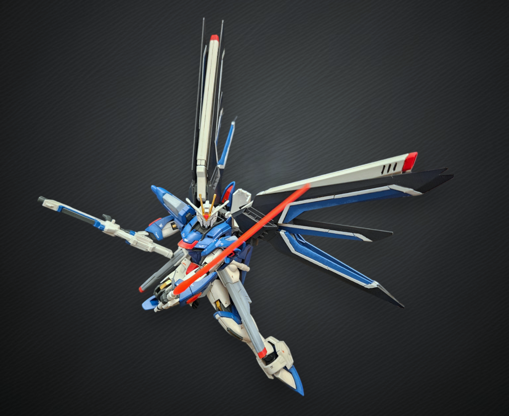 ビームサーベル&ビームライフルを構えて