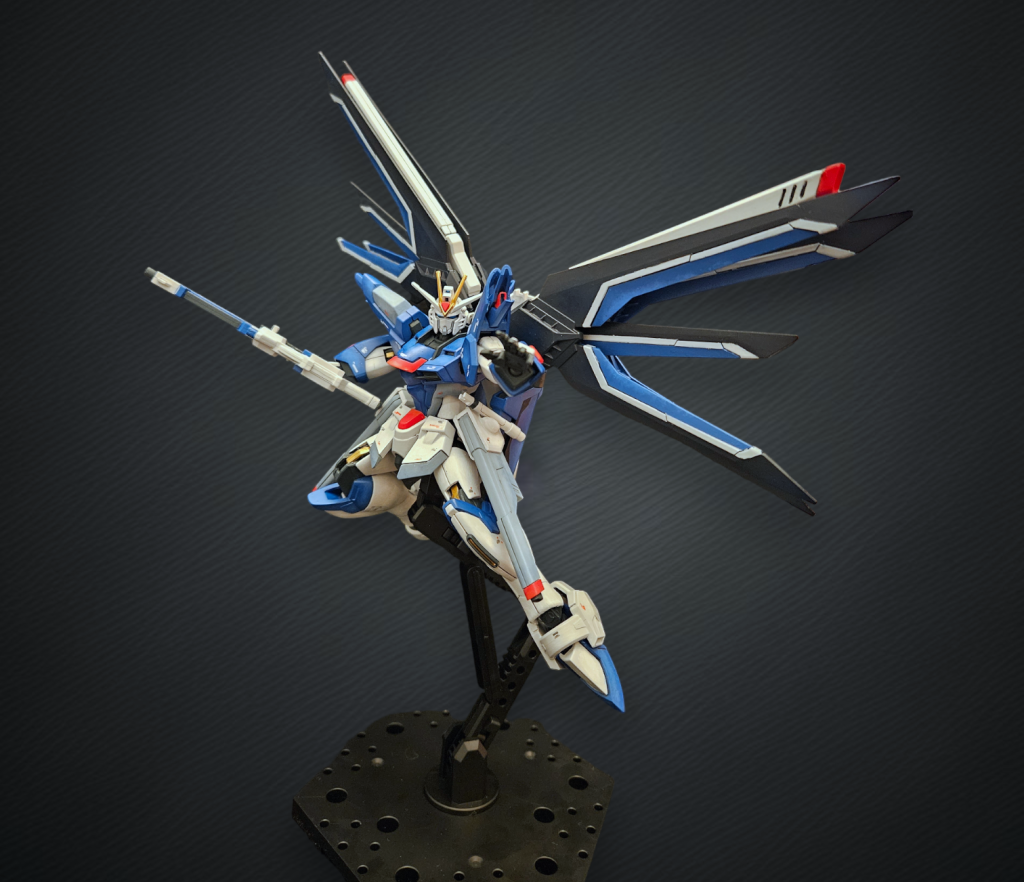 HGライジングフリーダムガンダム（筆塗り）–8枚目/制作者：ぴっとみん