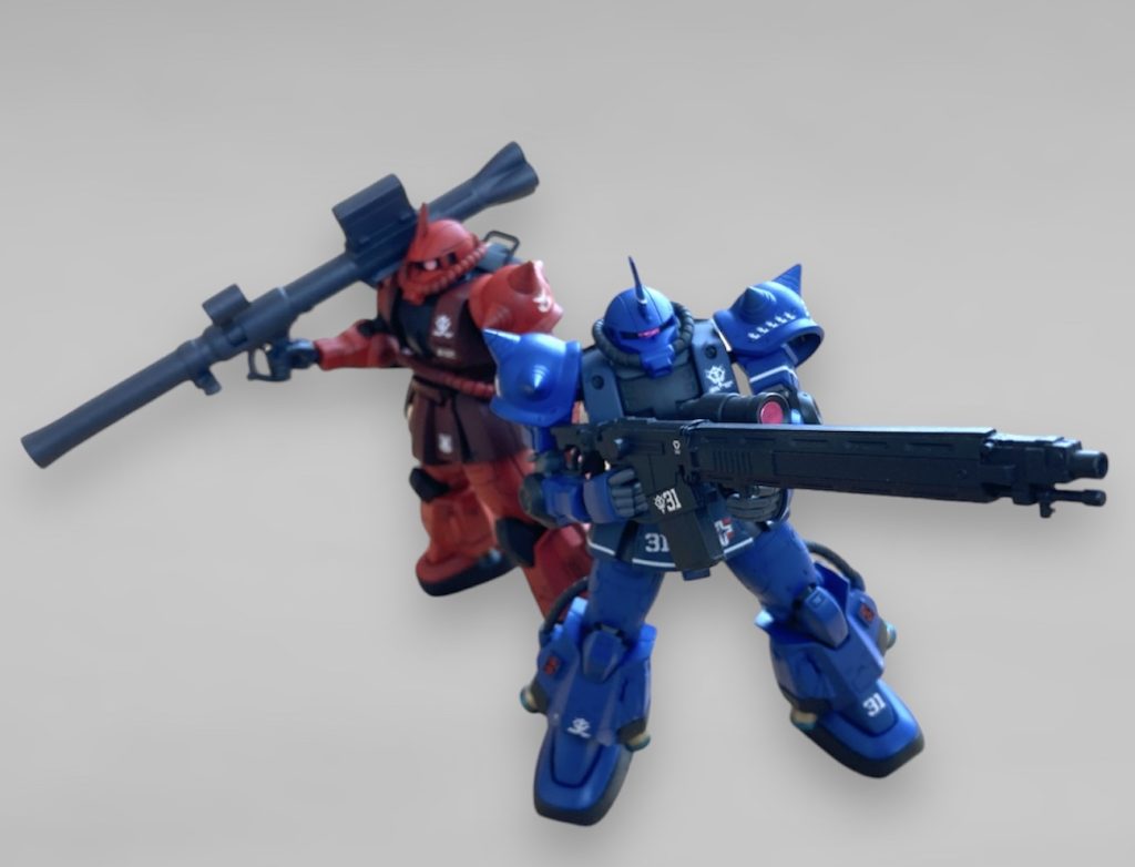 こちらは高機動型ザクで           シャア専用機とランバラル専用機 です