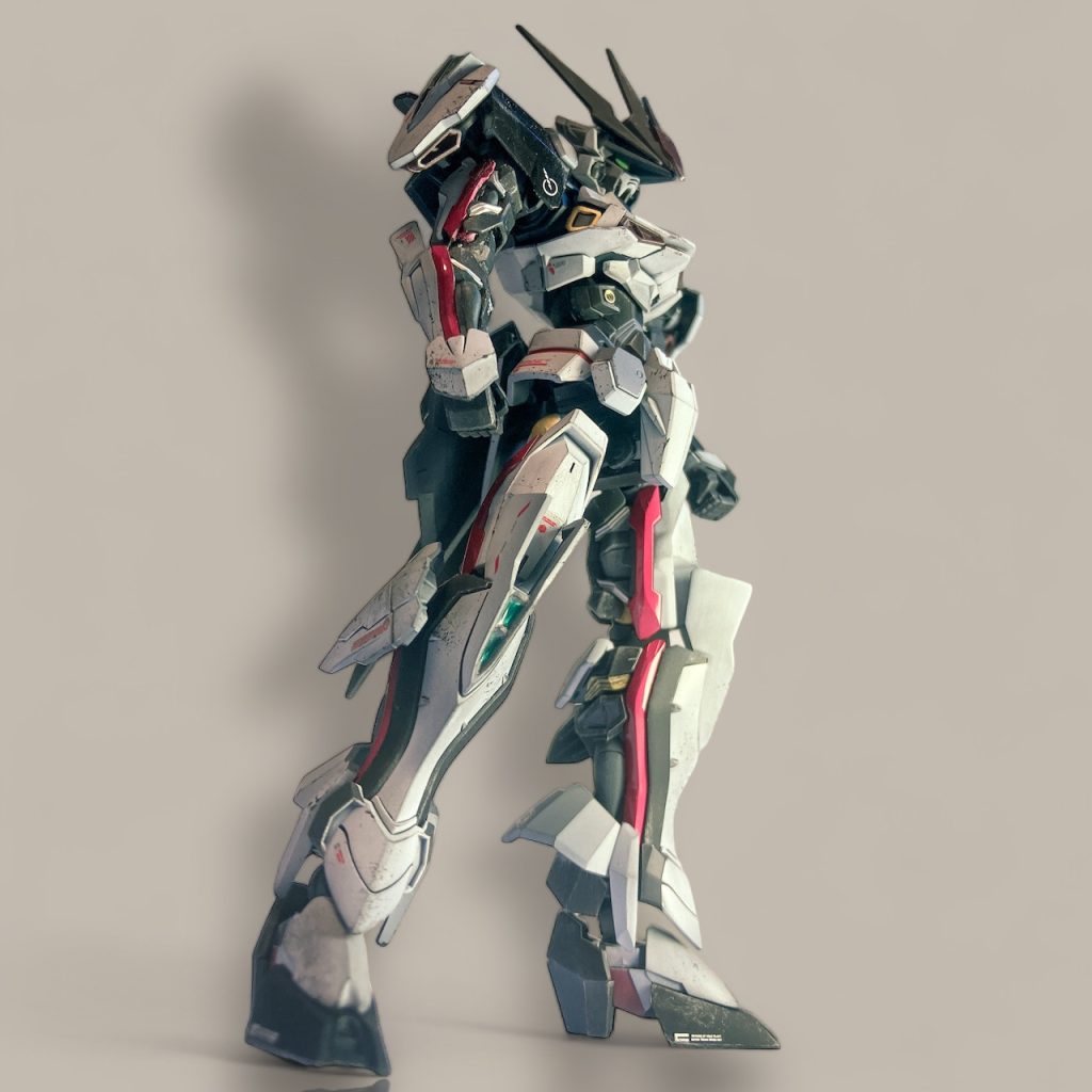 HG ロードアストレイ 全塗装–5枚目/制作者：@Nekohige0511