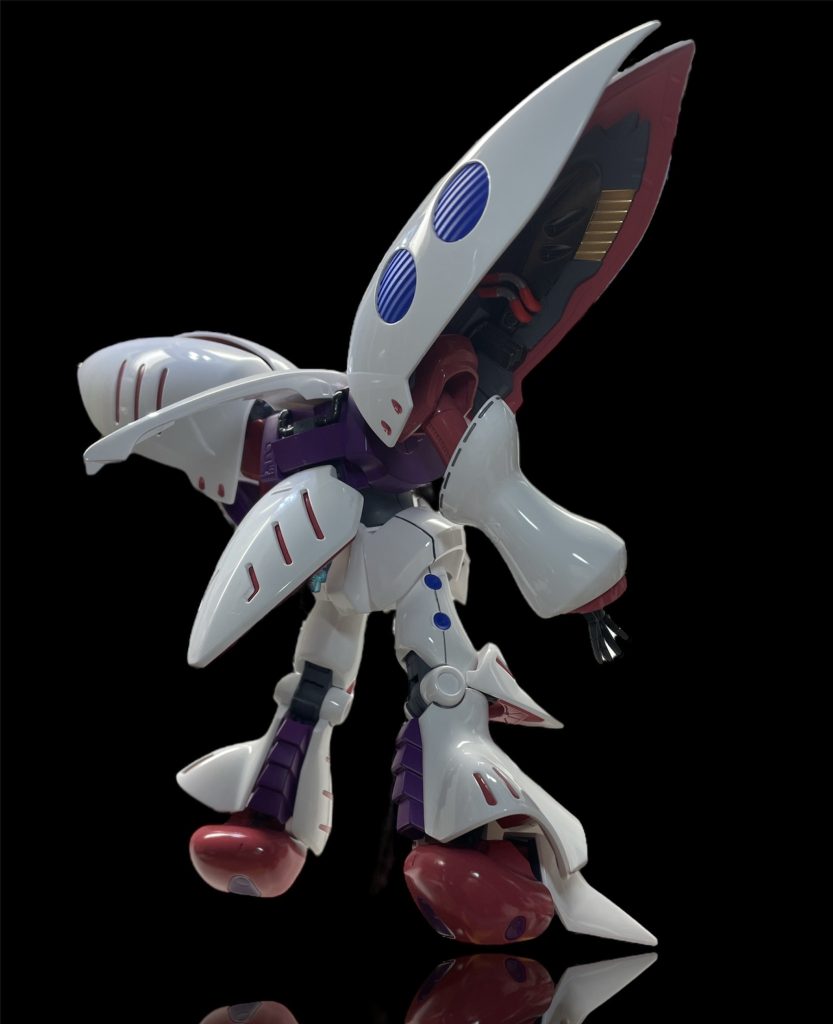 バックショット。バインダーの内側も細かく塗り分けたんですがあまり見えないですね。