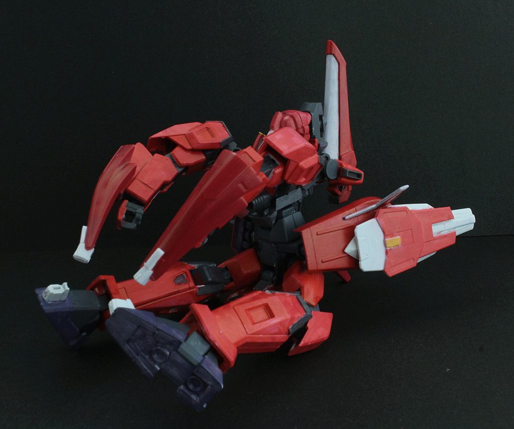 原型機と同様MA形態に変形可能