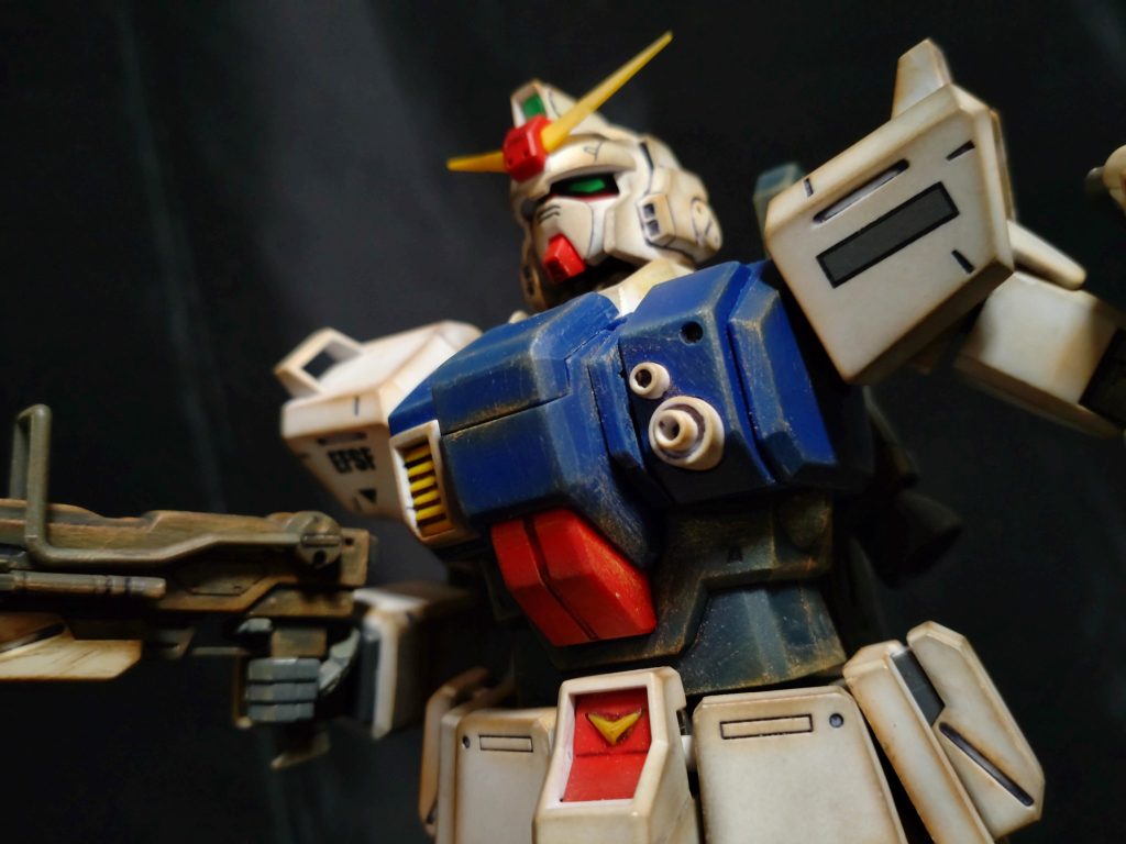 胸部バルカン砲/マルチランチャー