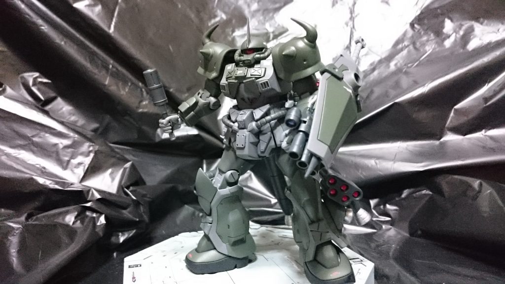 これらの装備増量による重量増加は補助ブースターの増設によって対応しているため、機動力の低下は無い。