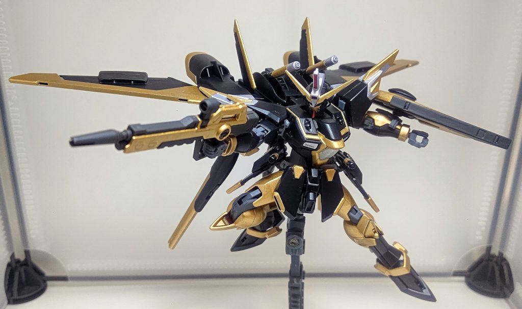 腕と足はイモータルジャスティスから