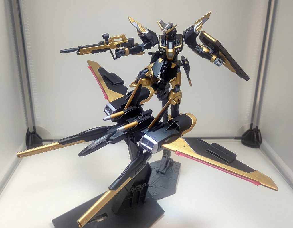 今回一番の改造ポイント、ファトゥム02ですビルドブースターにファトゥム01の翼とビーム砲をくっつけただけですけど上手く纏まってくれました