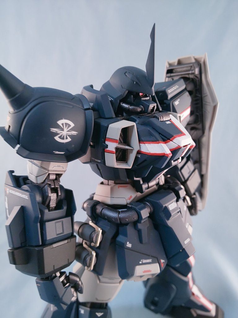 手描きマークゆがんでるなぁ(^-^;細かい作業すると手は常にプルプルするし目はチカチカするしでこれくらいが限界でした。とても大変だったのでもう作ることはないでしょう。みなさんも是非チャレンジしてください！(道連れ)